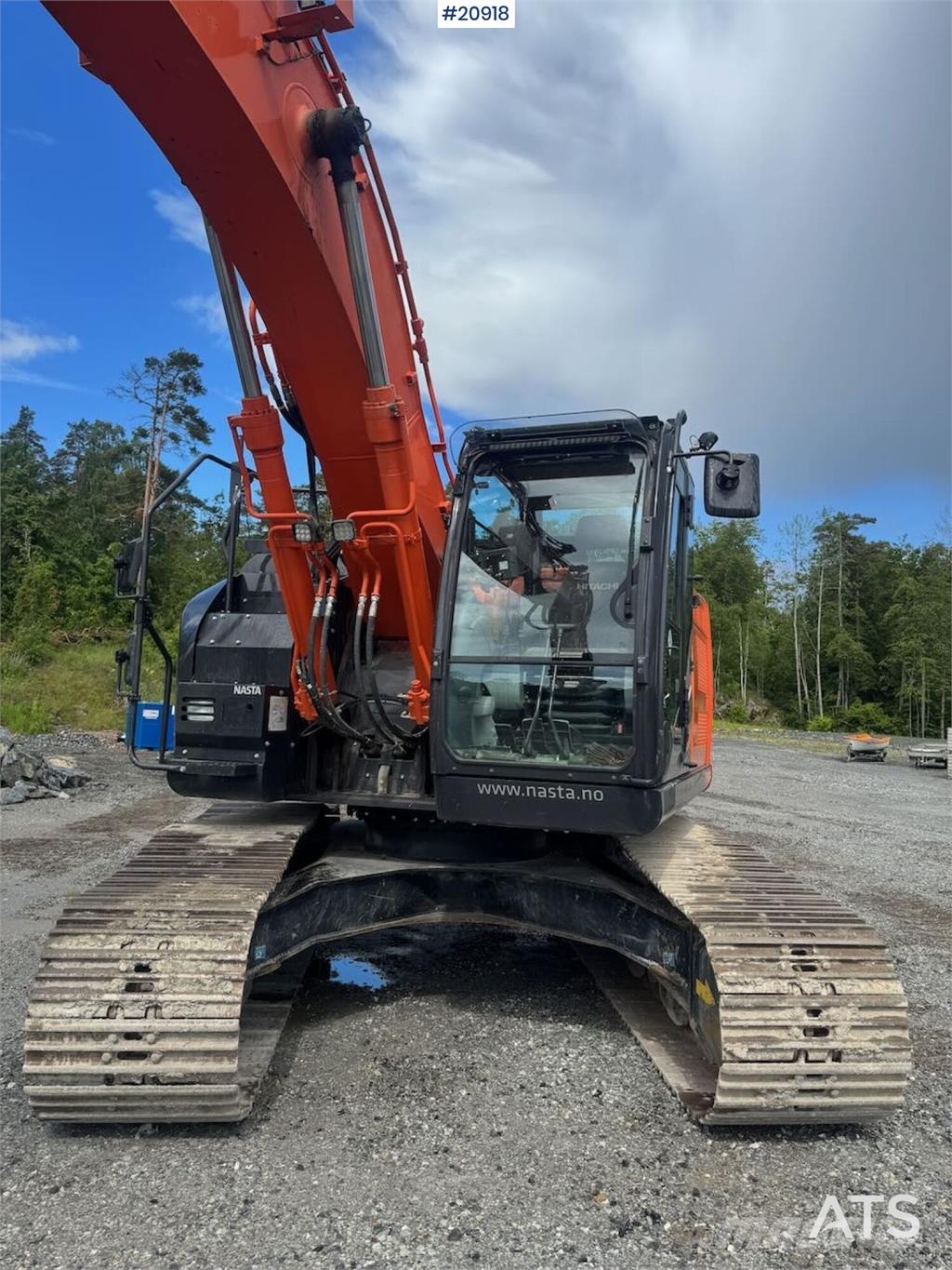Hitachi ZX225 USR LC-6 Tracked Excavator w/ Rototilt, Grad Crawler excavators