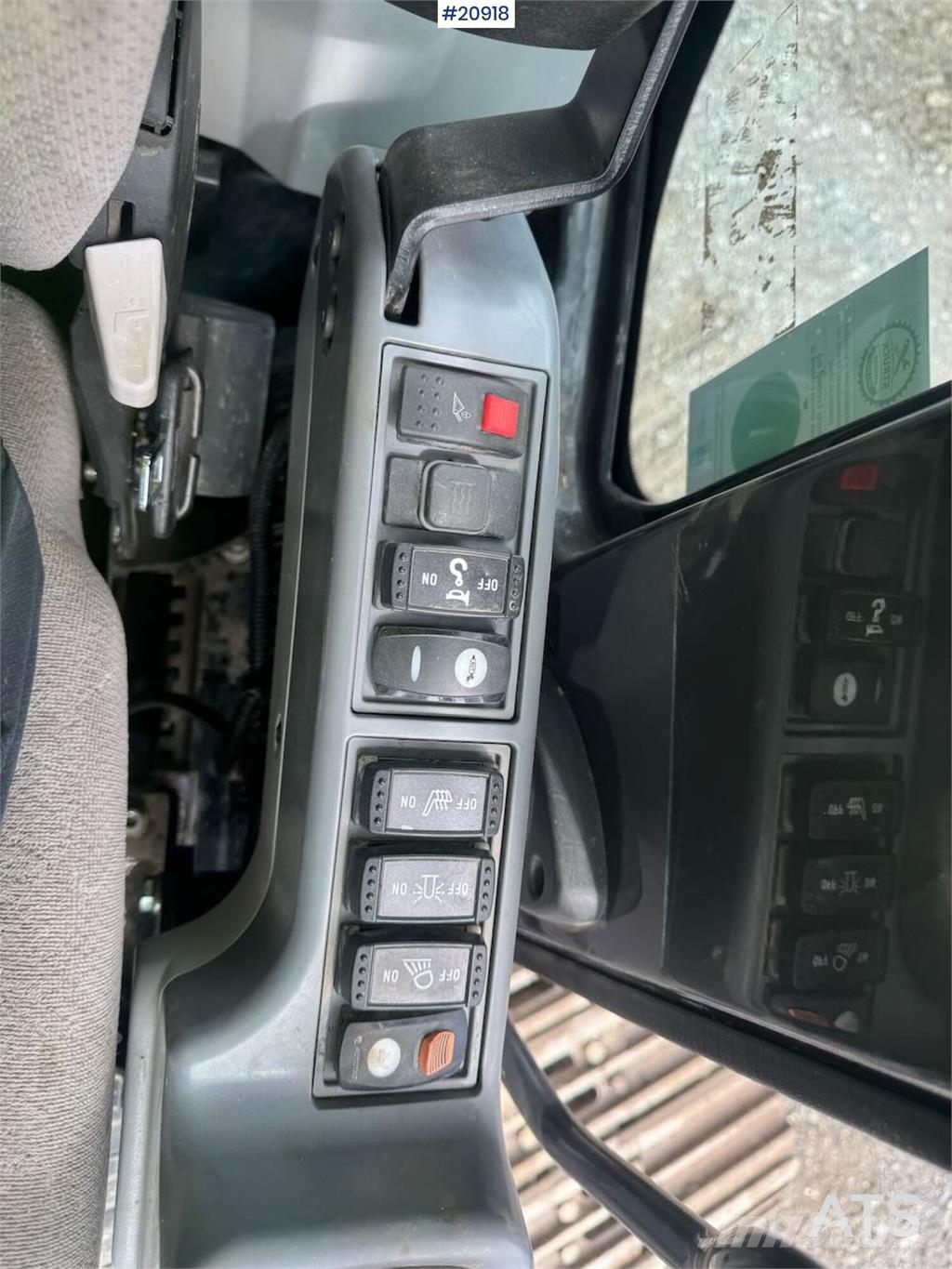 Hitachi ZX225 USR LC-6 Tracked Excavator w/ Rototilt, Grad Crawler excavators