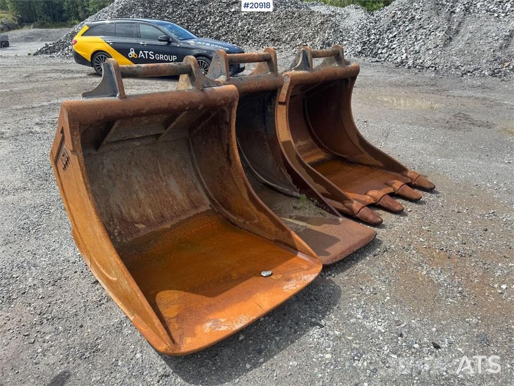 Hitachi ZX225 USR LC-6 Tracked Excavator w/ Rototilt, Grad Crawler excavators
