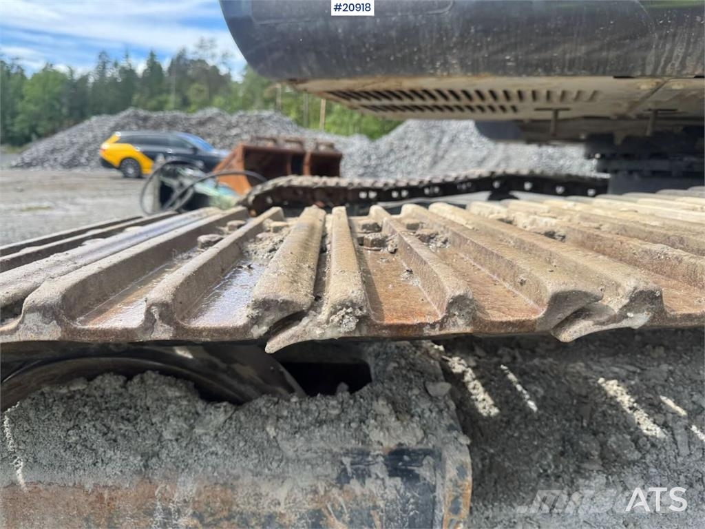Hitachi ZX225 USR LC-6 Tracked Excavator w/ Rototilt, Grad Crawler excavators