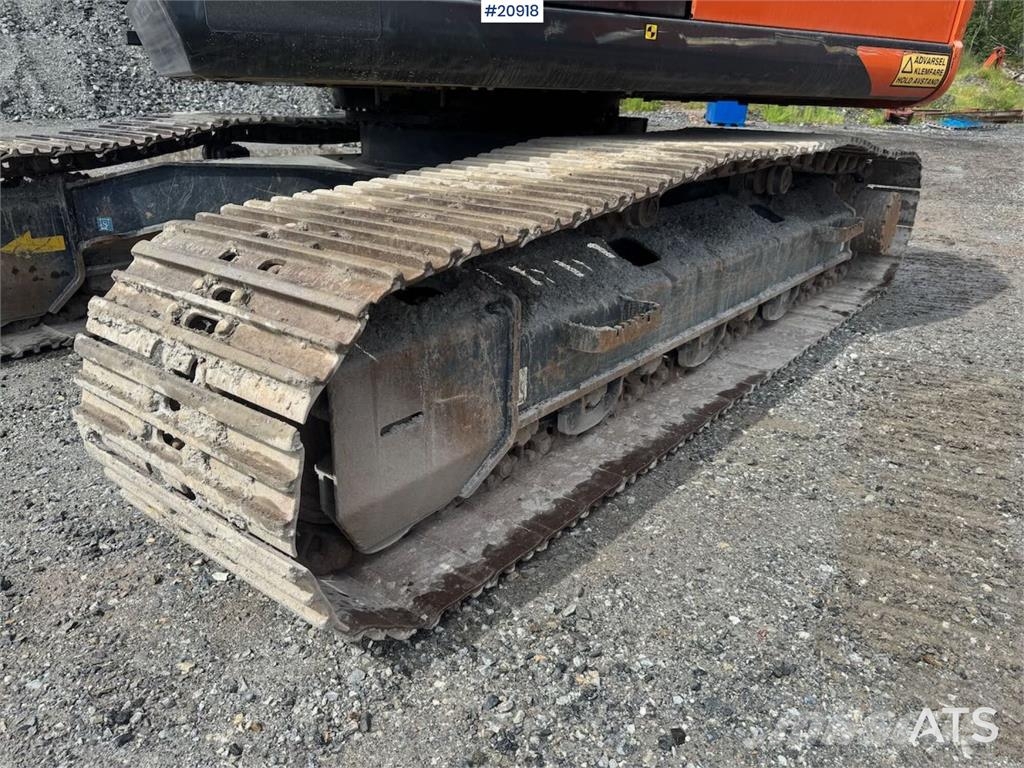 Hitachi ZX225 USR LC-6 Tracked Excavator w/ Rototilt, Grad Crawler excavators
