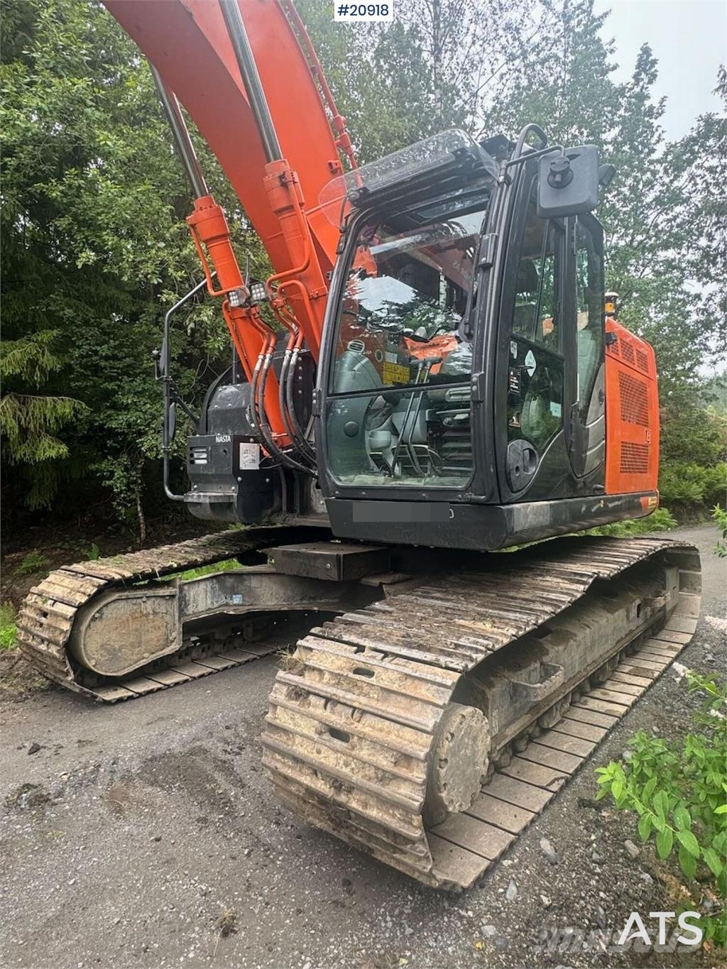 Hitachi ZX225 USR LC-6 Tracked Excavator w/ Rototilt, Grad Crawler excavators