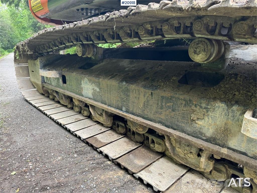 Hitachi ZX225 USR LC-6 Tracked Excavator w/ Rototilt, Grad Crawler excavators