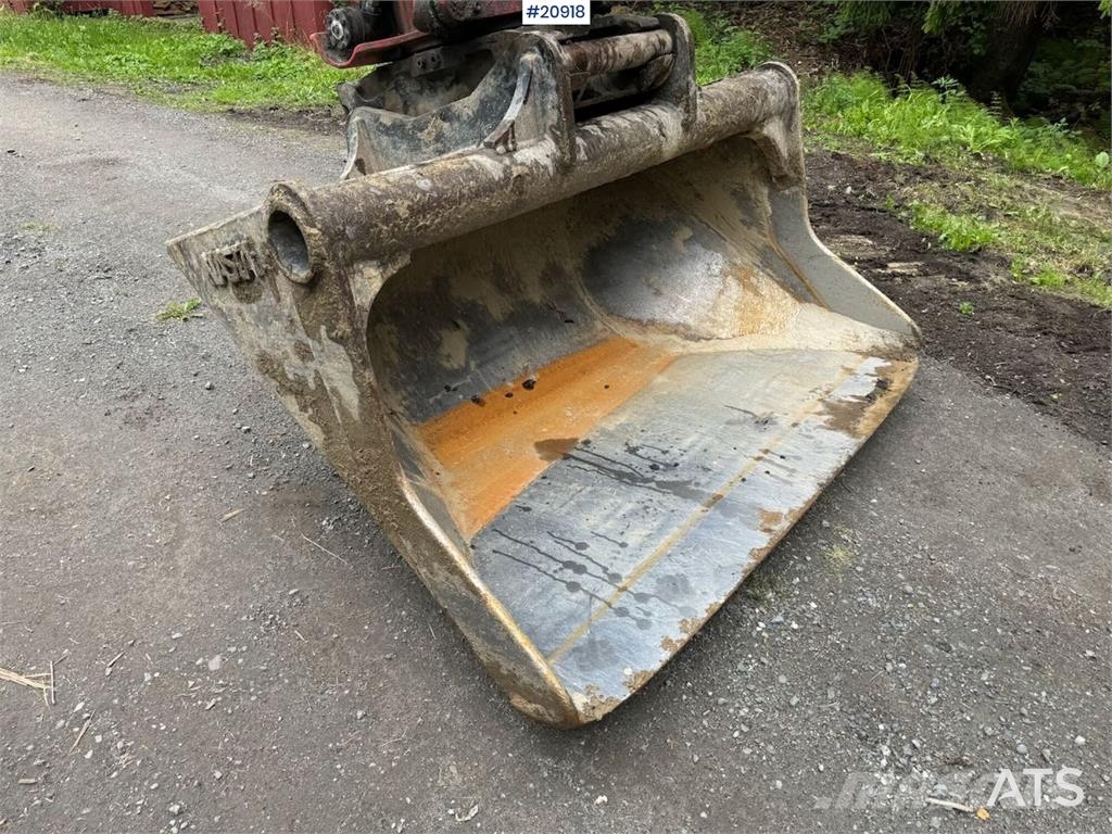 Hitachi ZX225 USR LC-6 Tracked Excavator w/ Rototilt, Grad Crawler excavators