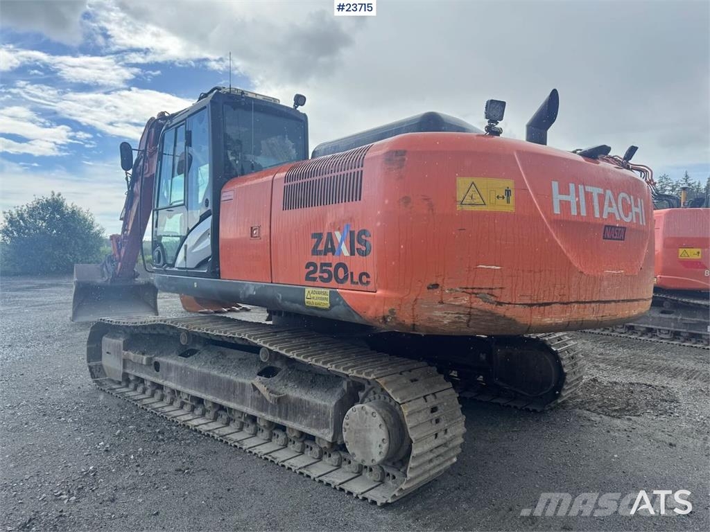 Hitachi ZX250LC-5B Crawler Excavator – Rototilt and 2 Buck Escavadeiras de esteiras