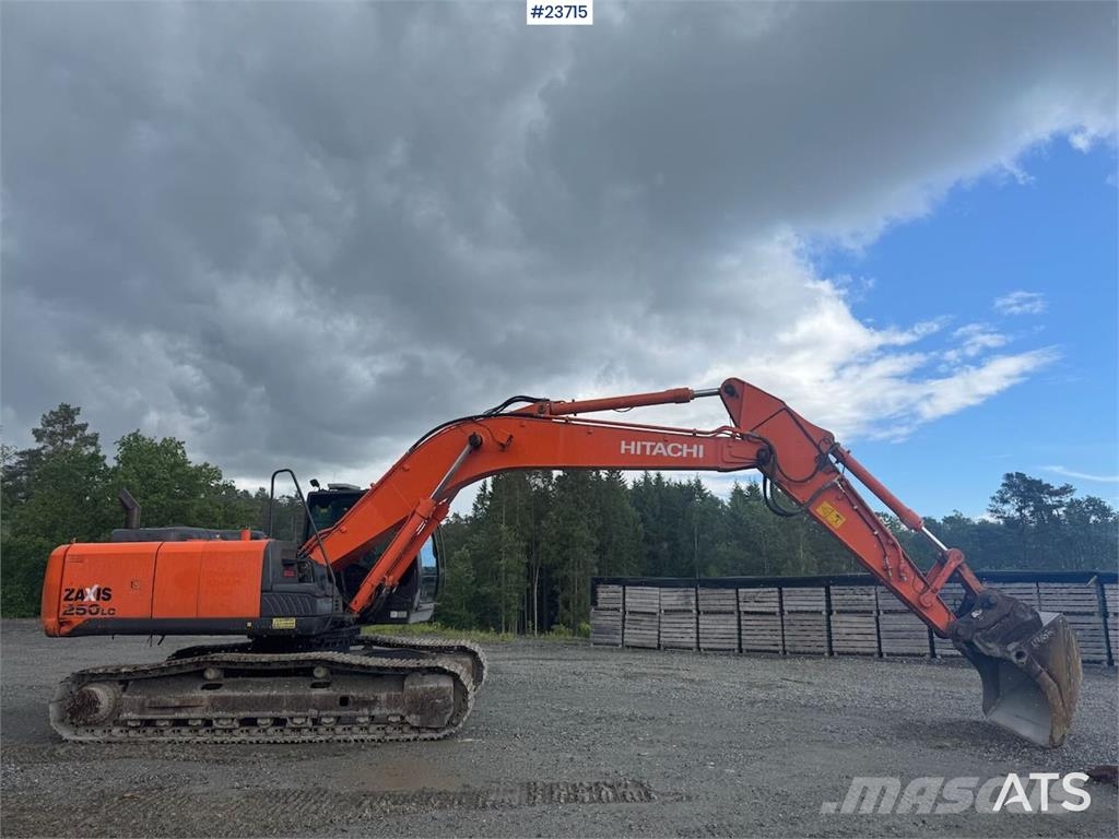 Hitachi ZX250LC-5B Crawler Excavator – Rototilt and 2 Buck Escavadeiras de esteiras