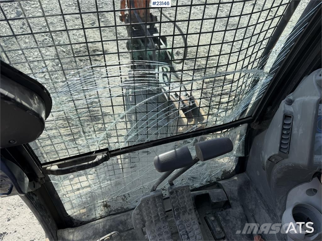 Hitachi ZX290LC-5B excavator with a digging bucket Koparki gąsienicowe