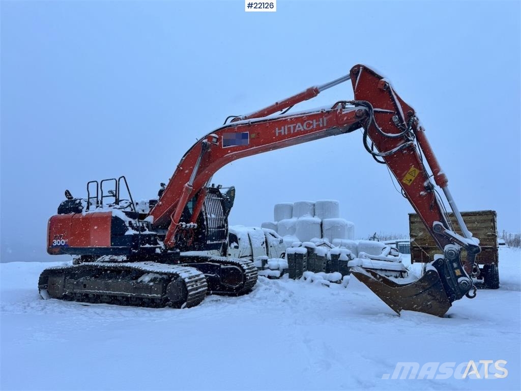 Hitachi ZX300LC-6 crawler excavator with digging bucket Escavadeiras de esteiras