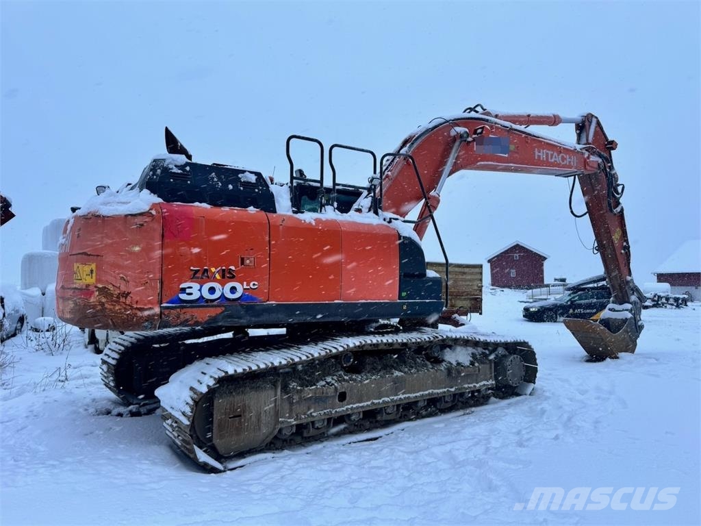 Hitachi ZX300LC-6 crawler excavator with digging bucket Escavadeiras de esteiras
