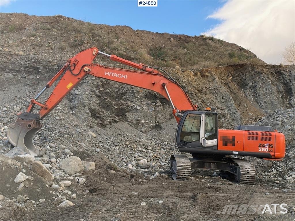Hitachi ZX350LC-3 Excavator with Digging Bucket Beltegraver