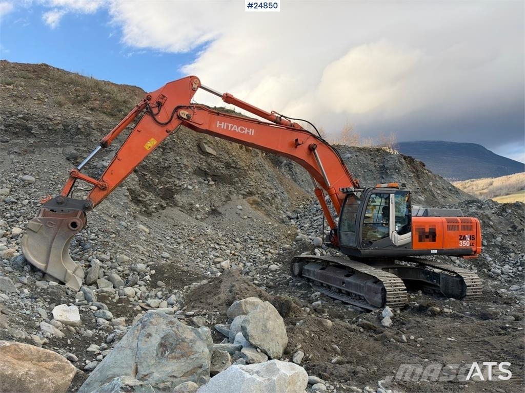 Hitachi ZX350LC-3 Excavator with Digging Bucket Beltegraver