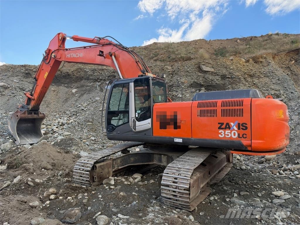 Hitachi ZX350LC-3 Excavator with Digging Bucket Beltegraver