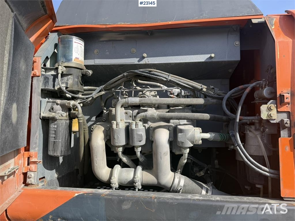Hitachi ZX350LC-5B excavator with a tooth bucket Crawler excavators