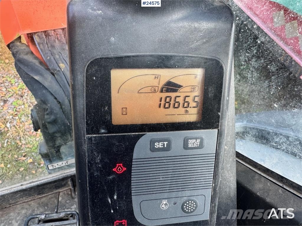 Hitachi ZX35U-2 Mini Excavator with 3 Buckets – 1,870 Hour Minigravere <7t
