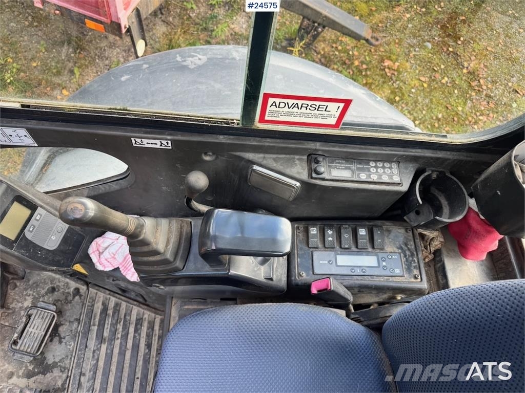 Hitachi ZX35U-2 Mini Excavator with 3 Buckets – 1,870 Hour Minigravere <7t