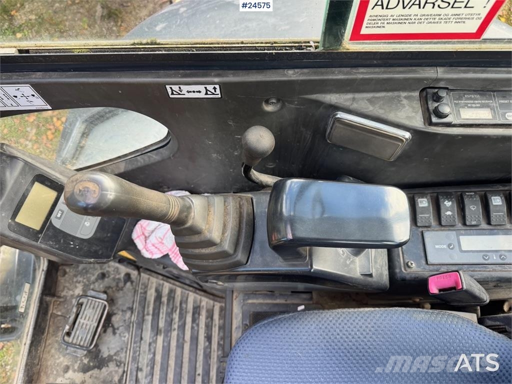 Hitachi ZX35U-2 Mini Excavator with 3 Buckets – 1,870 Hour Minigravere <7t