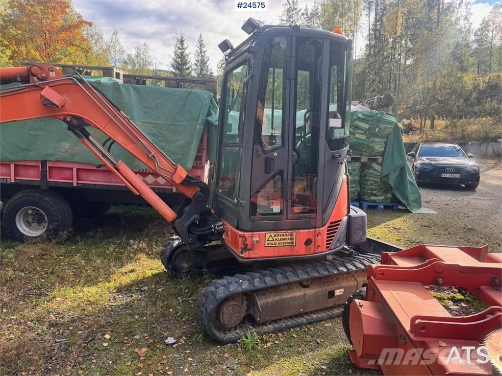 Hitachi ZX35U-2 Mini Excavator with 3 Buckets – 1,870 Hour Minigravere <7t