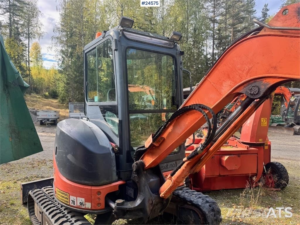 Hitachi ZX35U-2 Mini Excavator with 3 Buckets – 1,870 Hour Minigravere <7t