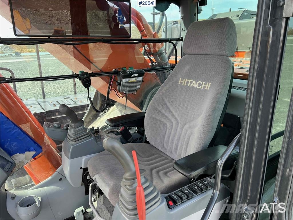 Hitachi zx530LCH-6 excavator w/ bucket. WATCH VIDEO, 2018, Sogn og