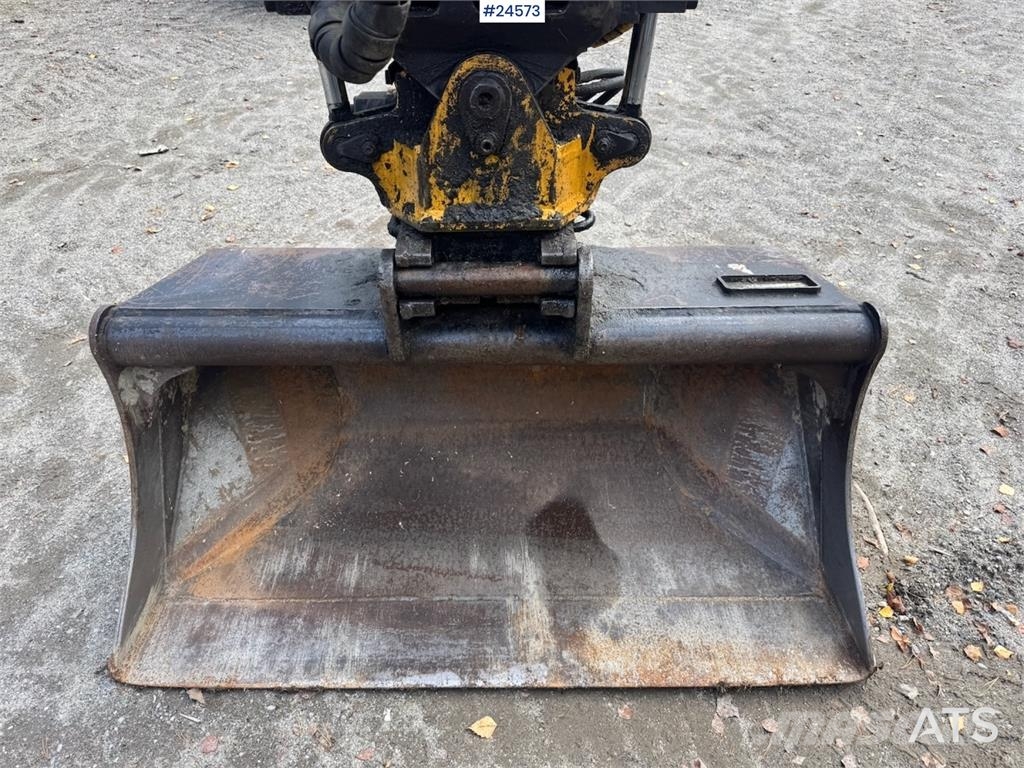 Hitachi ZX70 Excavator with Tiltrotator and 3 Buckets – On Beltegraver