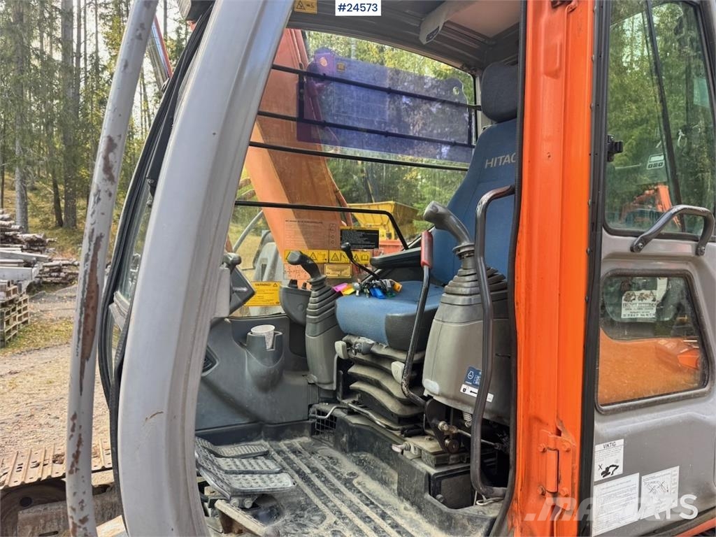 Hitachi ZX70 Excavator with Tiltrotator and 3 Buckets – On Beltegraver