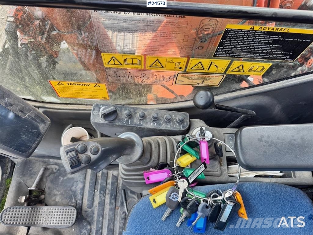Hitachi ZX70 Excavator with Tiltrotator and 3 Buckets – On Beltegraver