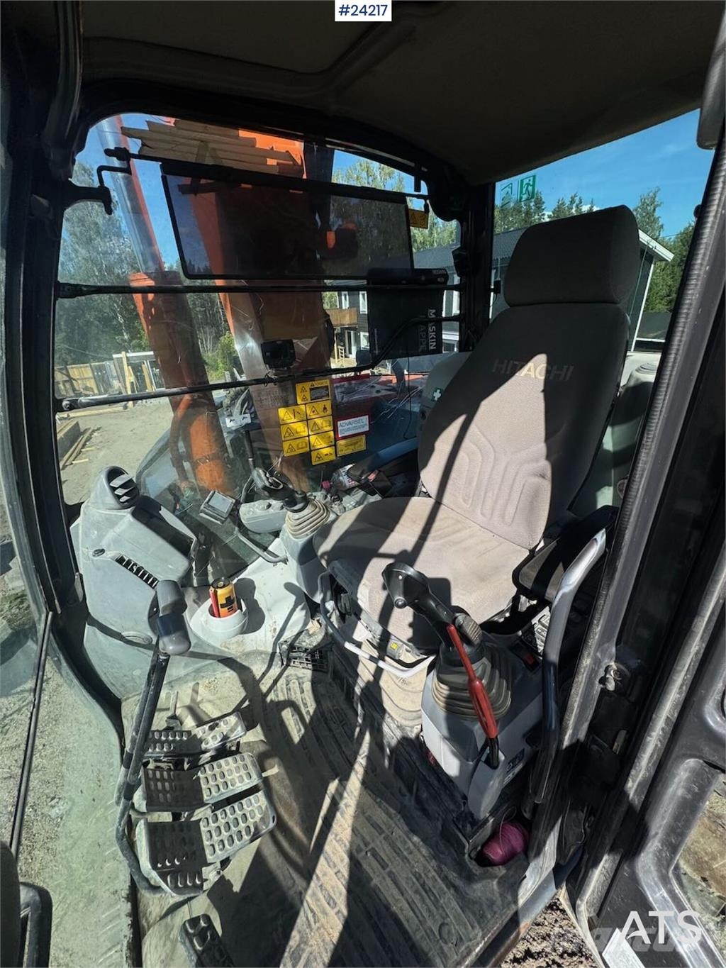 Hitachi ZX85US-5A Excavator with Tilt, Grading Bucket and  Beltegraver
