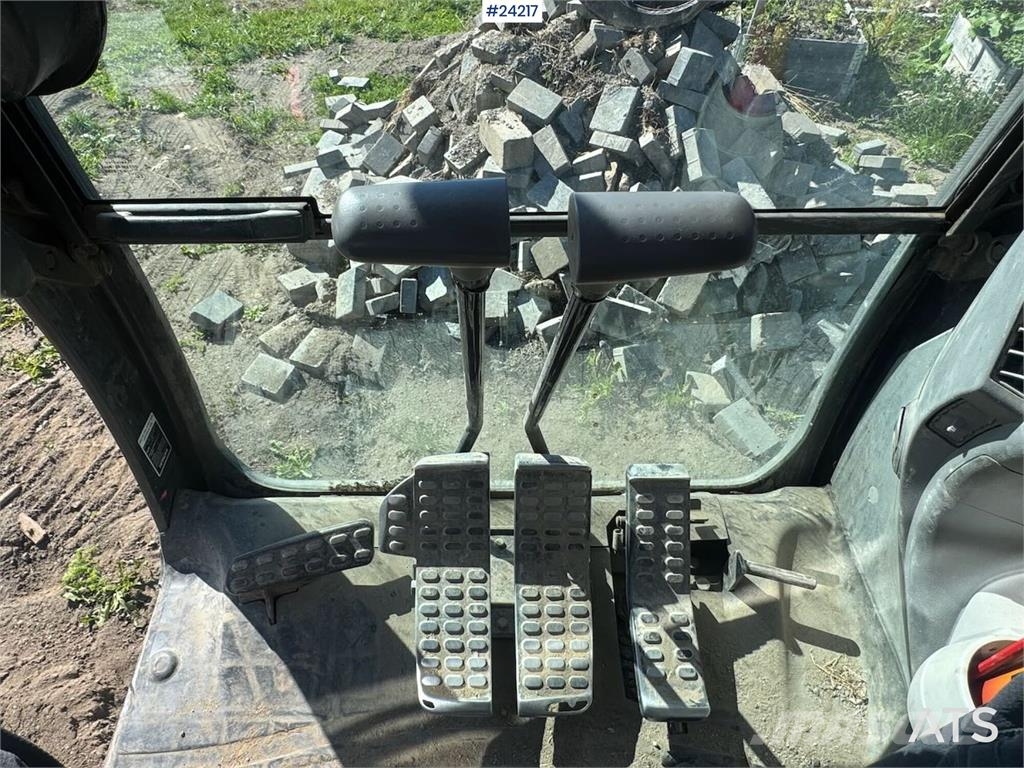 Hitachi ZX85US-5A Excavator with Tilt, Grading Bucket and  Beltegraver