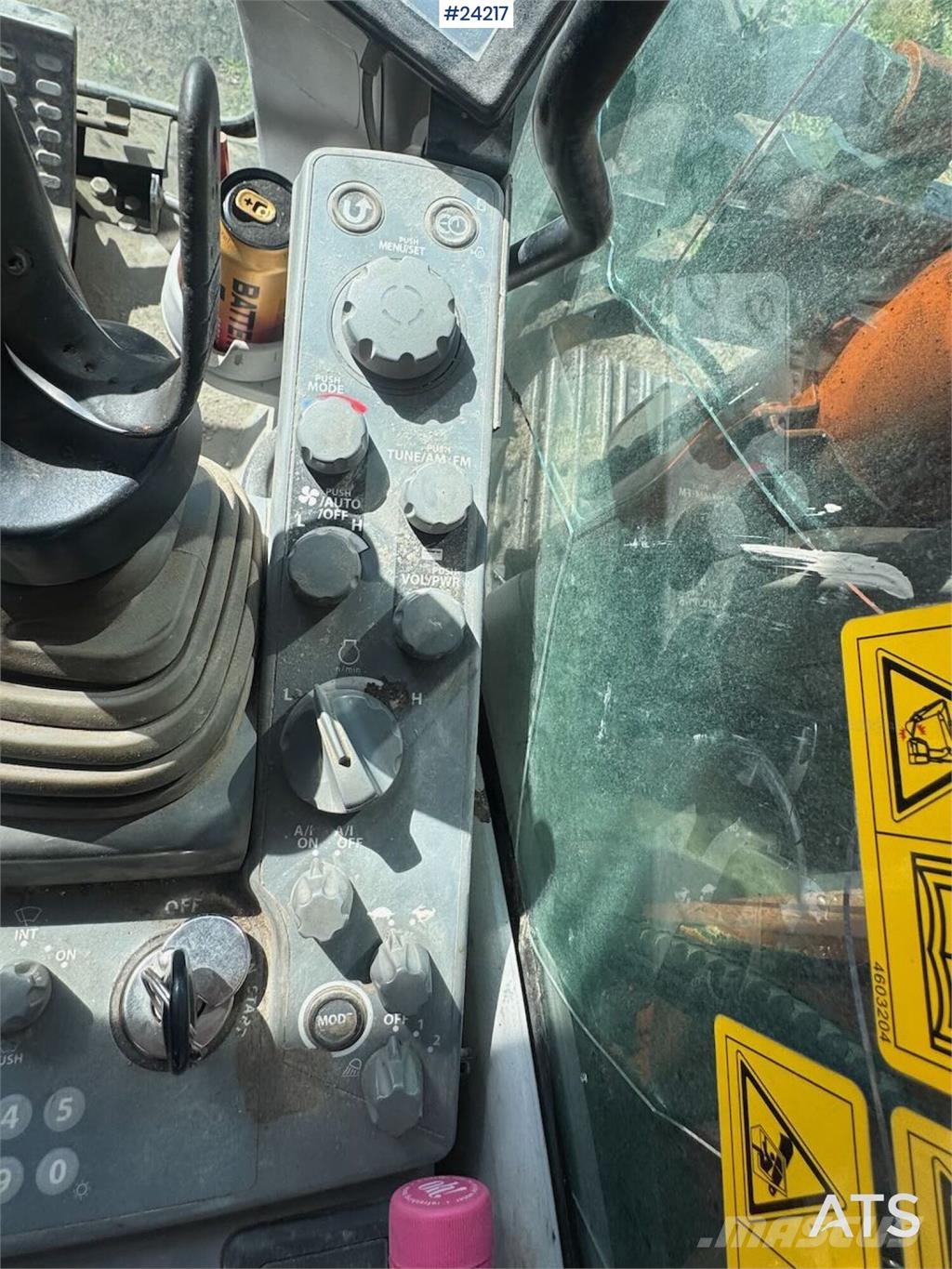 Hitachi ZX85US-5A Excavator with Tilt, Grading Bucket and  Beltegraver