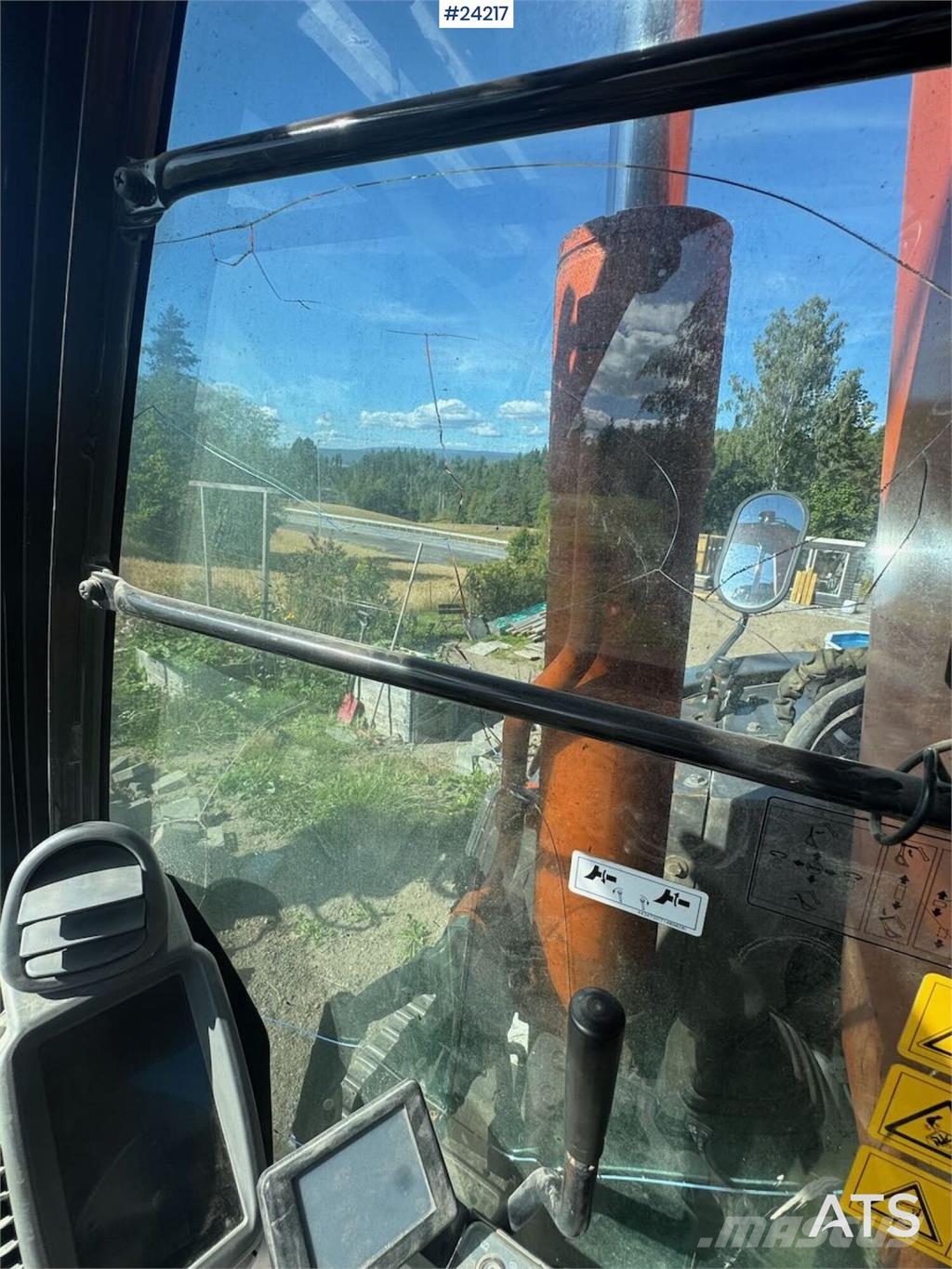 Hitachi ZX85US-5A Excavator with Tilt, Grading Bucket and  Beltegraver
