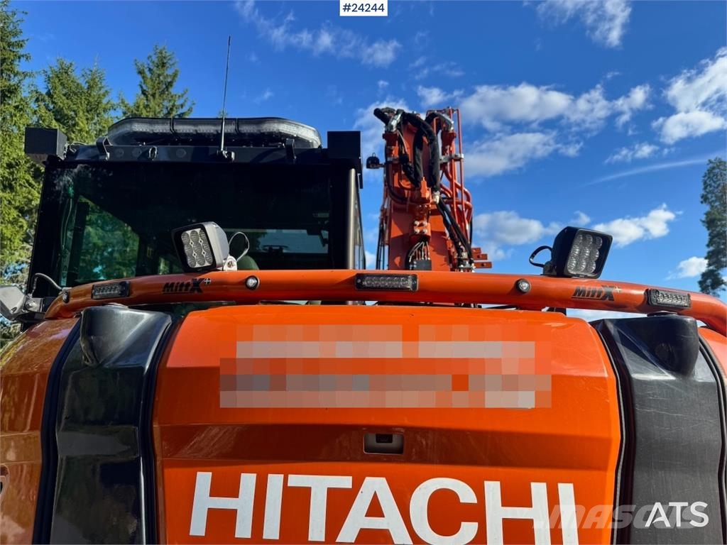 Hitachi ZX95US-7 Excavator w/ Rototilt w/ grab – 2 buckets Beltegraver