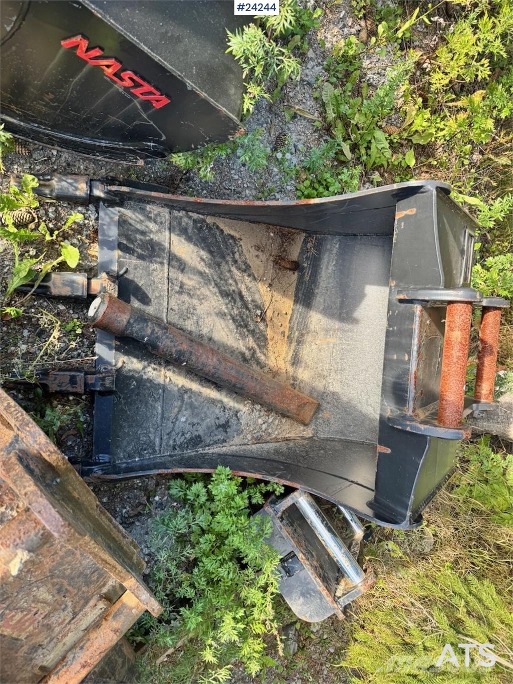 Hitachi ZX95US-7 Excavator w/ Rototilt w/ grab – 2 buckets Beltegraver