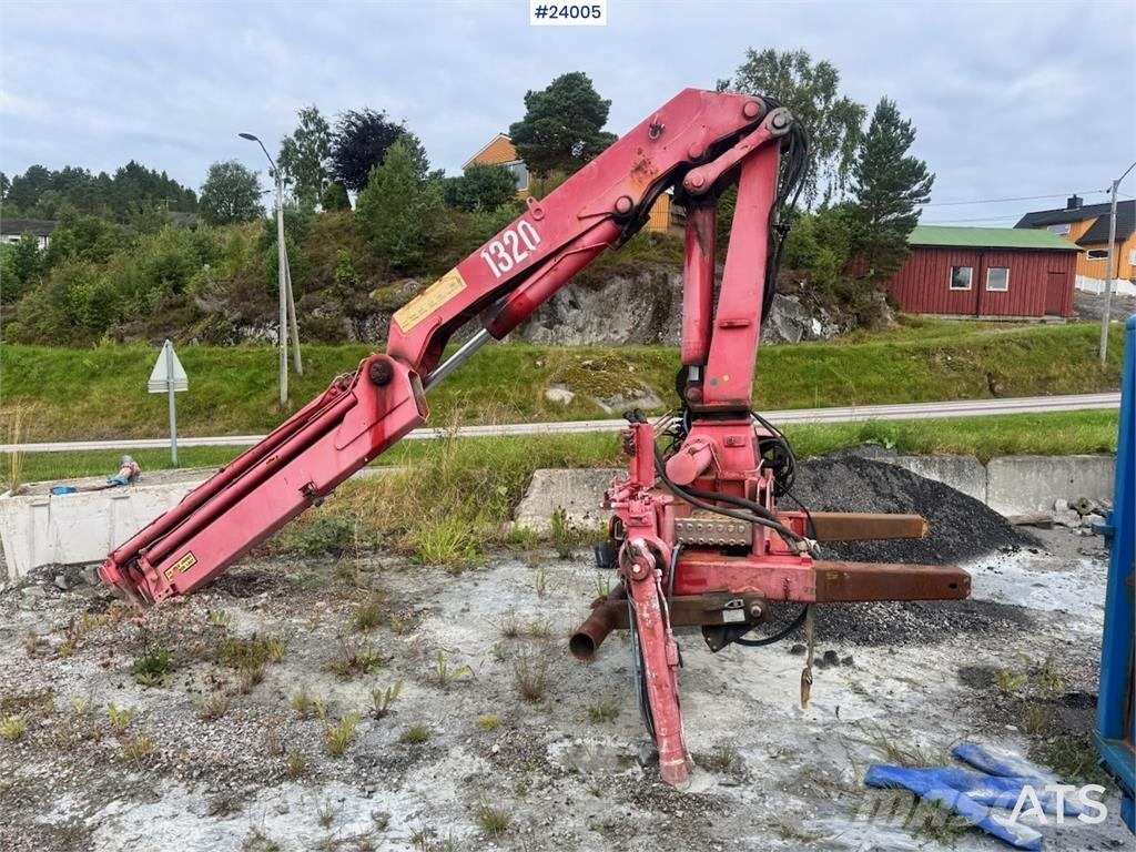 HMF 1320 Rear-Mounted Crane Overige hijsinrichtingen