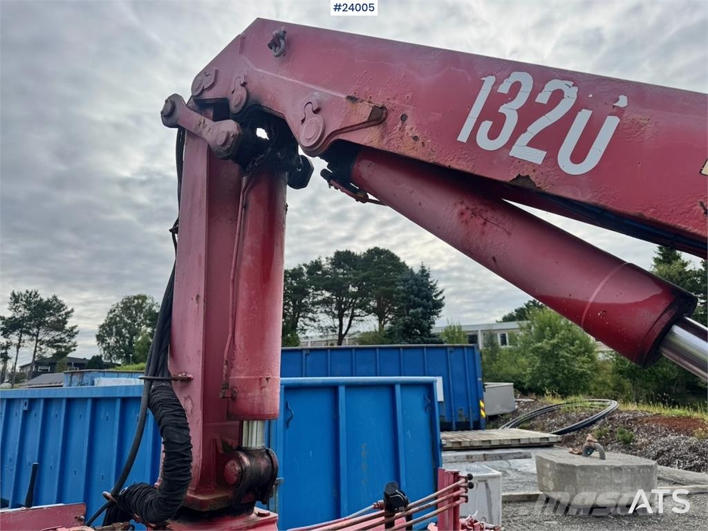 HMF 1320 Rear-Mounted Crane Overige hijsinrichtingen