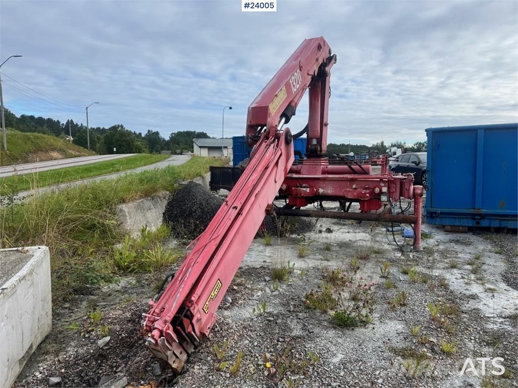 HMF 1320 Rear-Mounted Crane Overige hijsinrichtingen