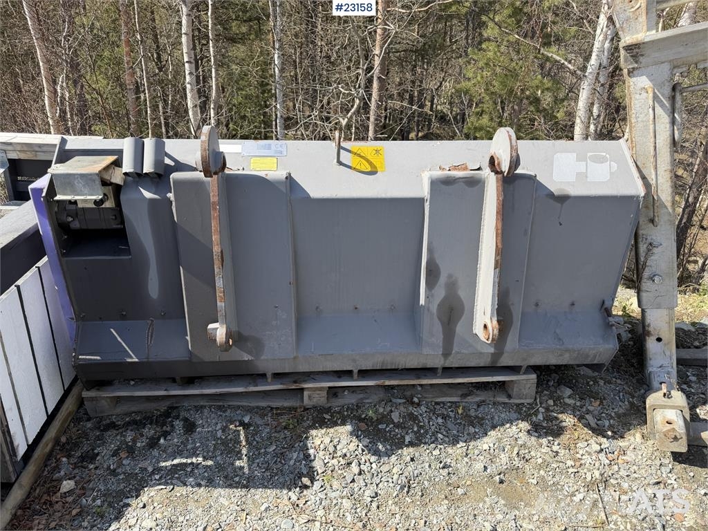 Holms SSH 1600 hydraulisk strøskuffe – 720 kg 鏟斗