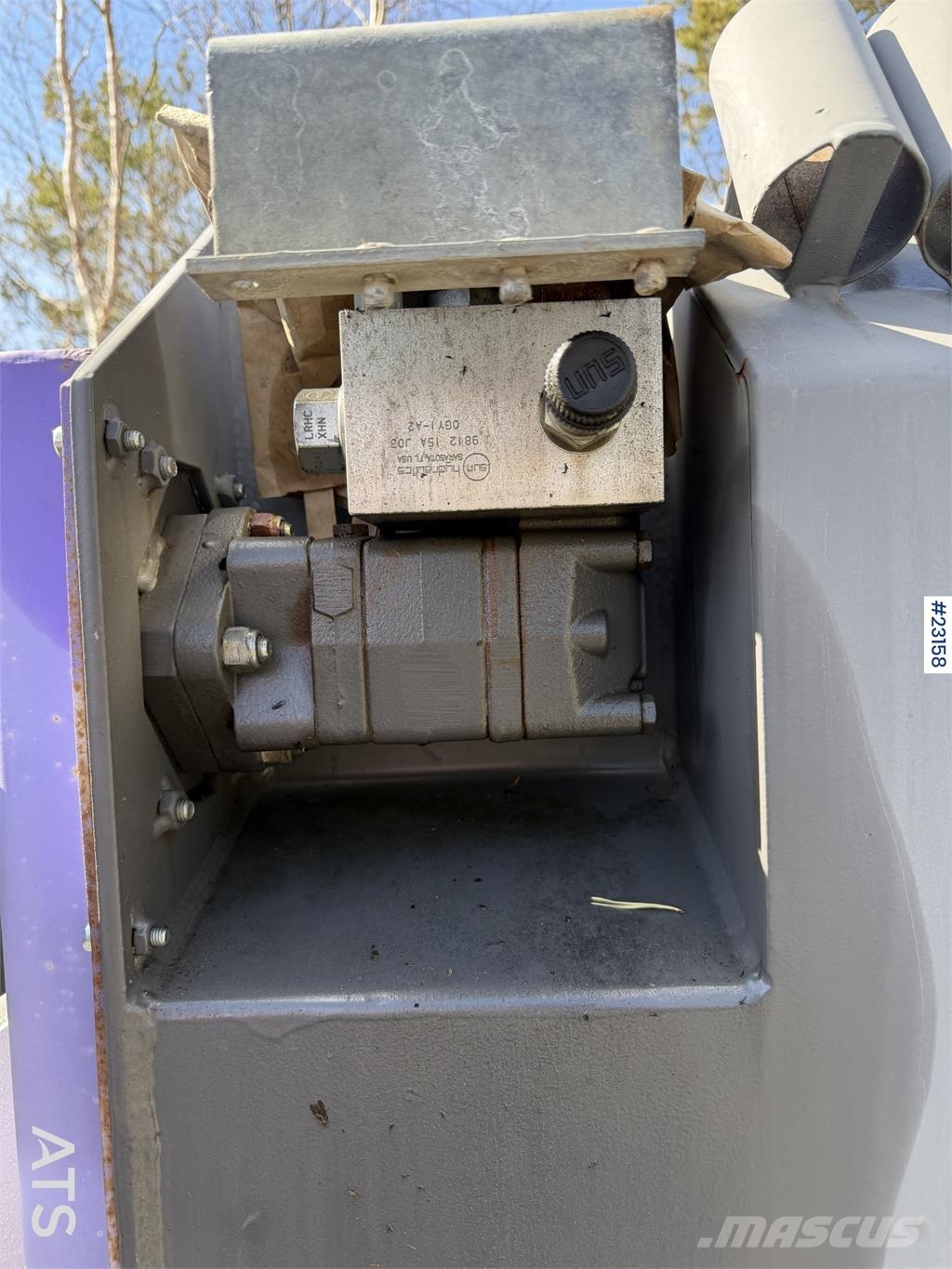 Holms SSH 1600 hydraulisk strøskuffe – 720 kg 鏟斗