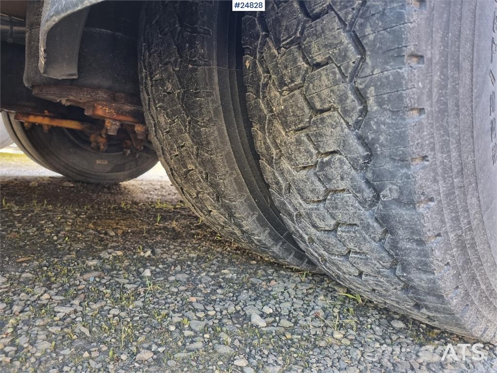 HRD 3 axle jumbo trailer with an extendable deck Andre hengere