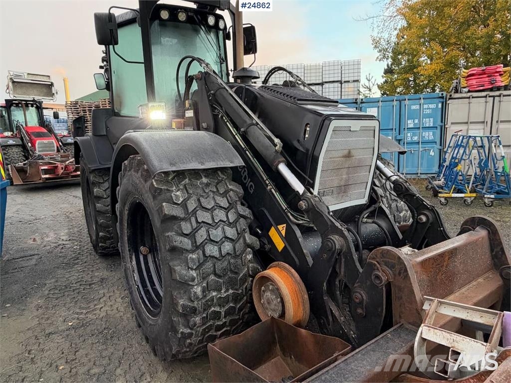 Huddig 1260B Backhoe loader with rail wheels – 3 buckets, لوادر ذات جرافات عكسية