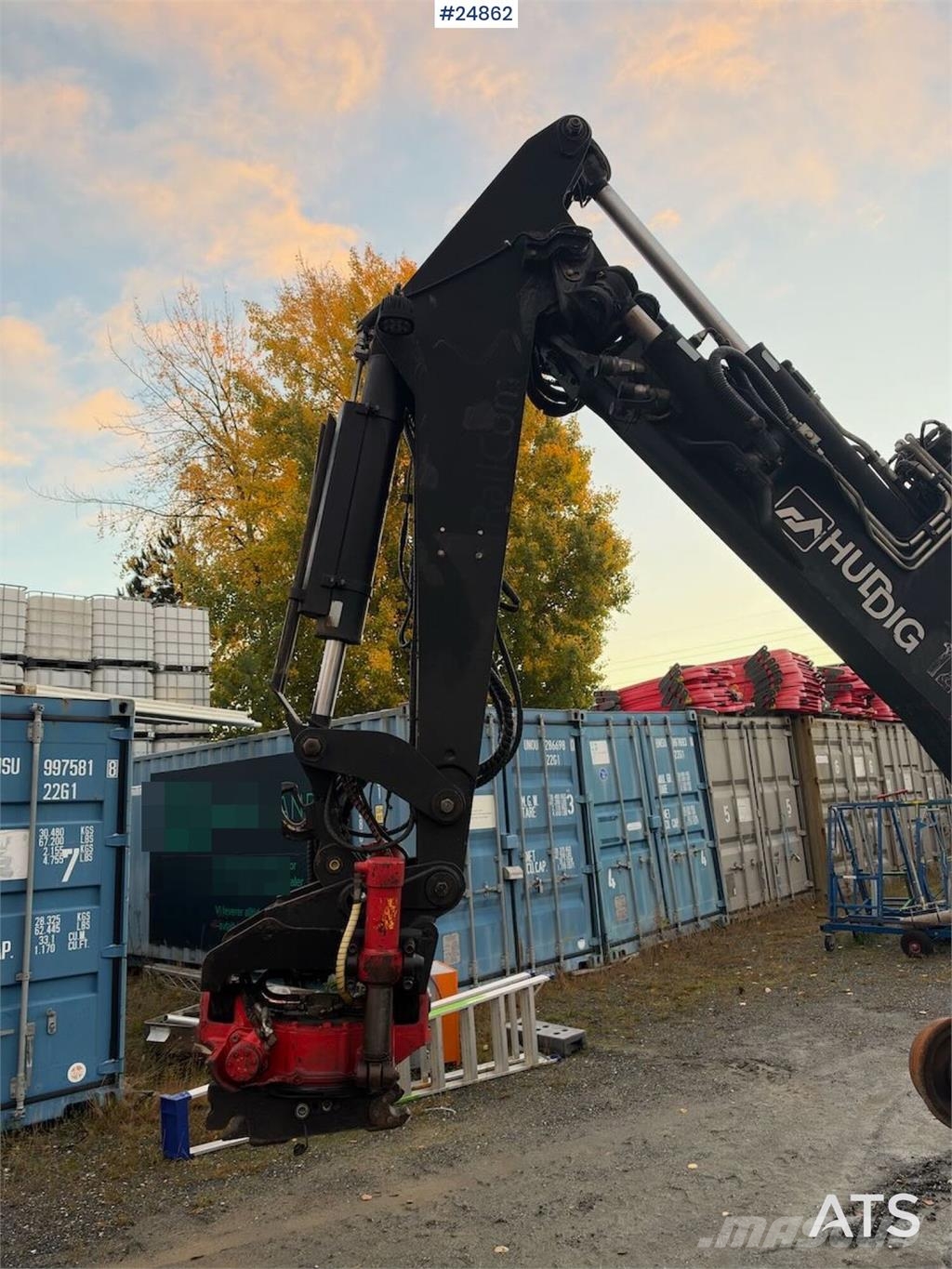Huddig 1260B Backhoe loader with rail wheels – 3 buckets, لوادر ذات جرافات عكسية