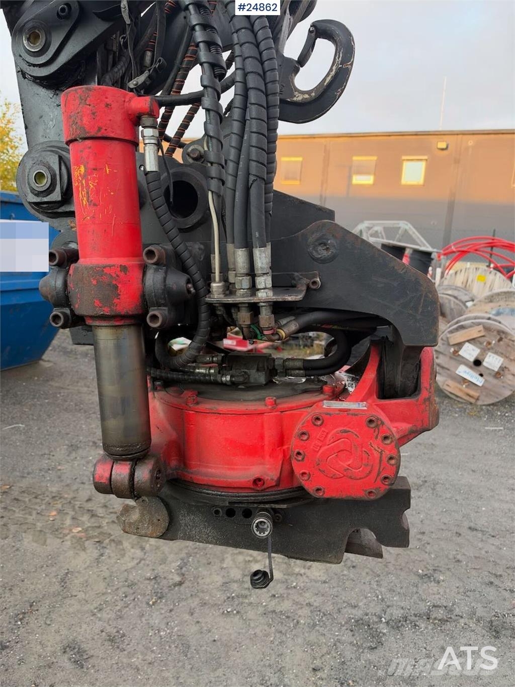 Huddig 1260B Backhoe loader with rail wheels – 3 buckets, لوادر ذات جرافات عكسية