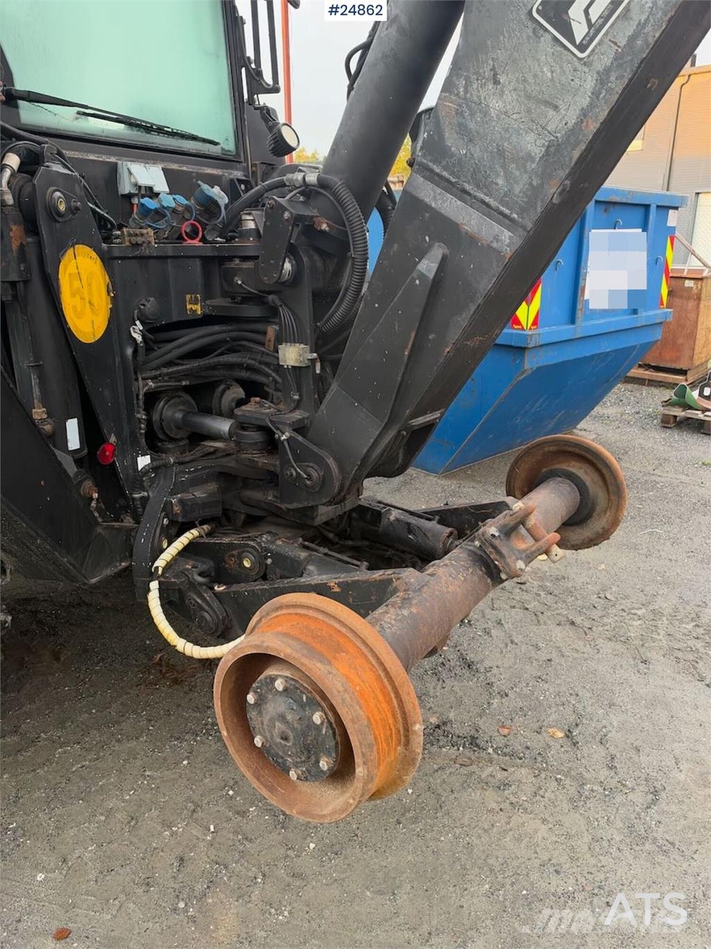 Huddig 1260B Backhoe loader with rail wheels – 3 buckets, لوادر ذات جرافات عكسية