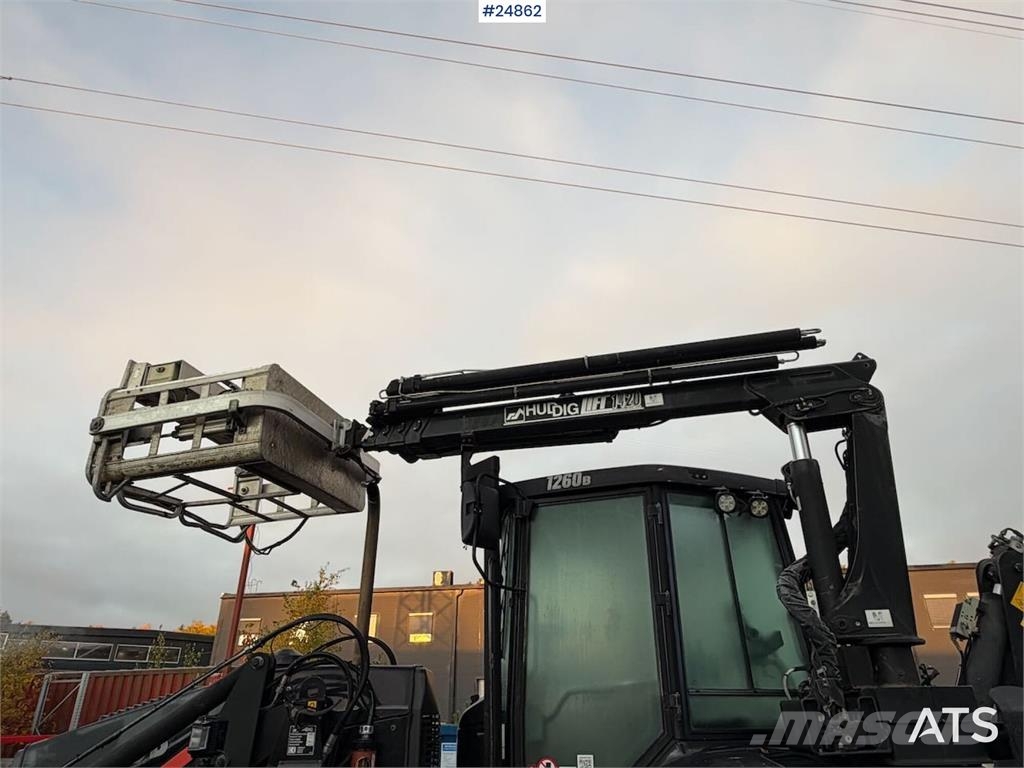 Huddig 1260B Backhoe loader with rail wheels – 3 buckets, لوادر ذات جرافات عكسية
