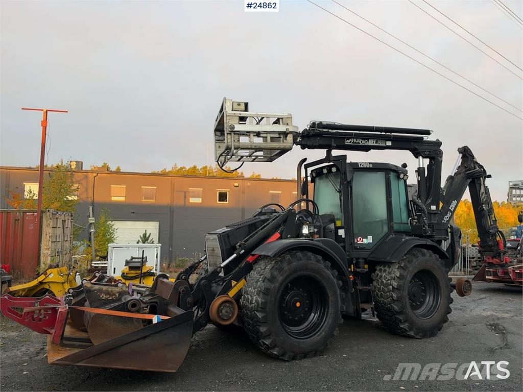 Huddig 1260B Backhoe loader with rail wheels – 3 buckets, لوادر ذات جرافات عكسية