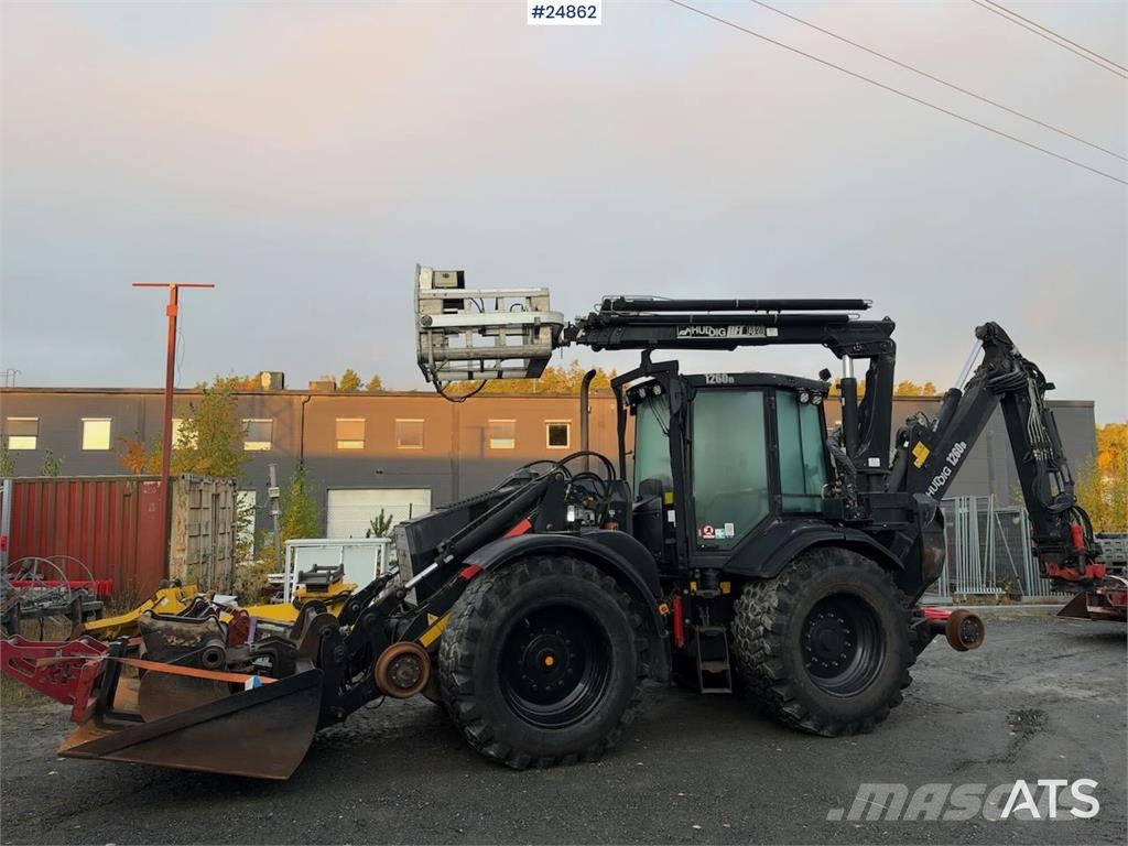 Huddig 1260B Backhoe loader with rail wheels – 3 buckets, لوادر ذات جرافات عكسية