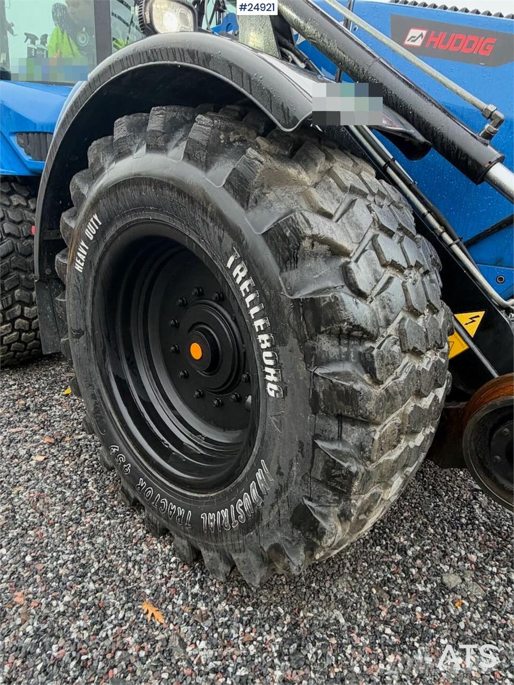 Huddig 1260B Tractor – 3 buckets, grapple, pallet forks,  Traktörler