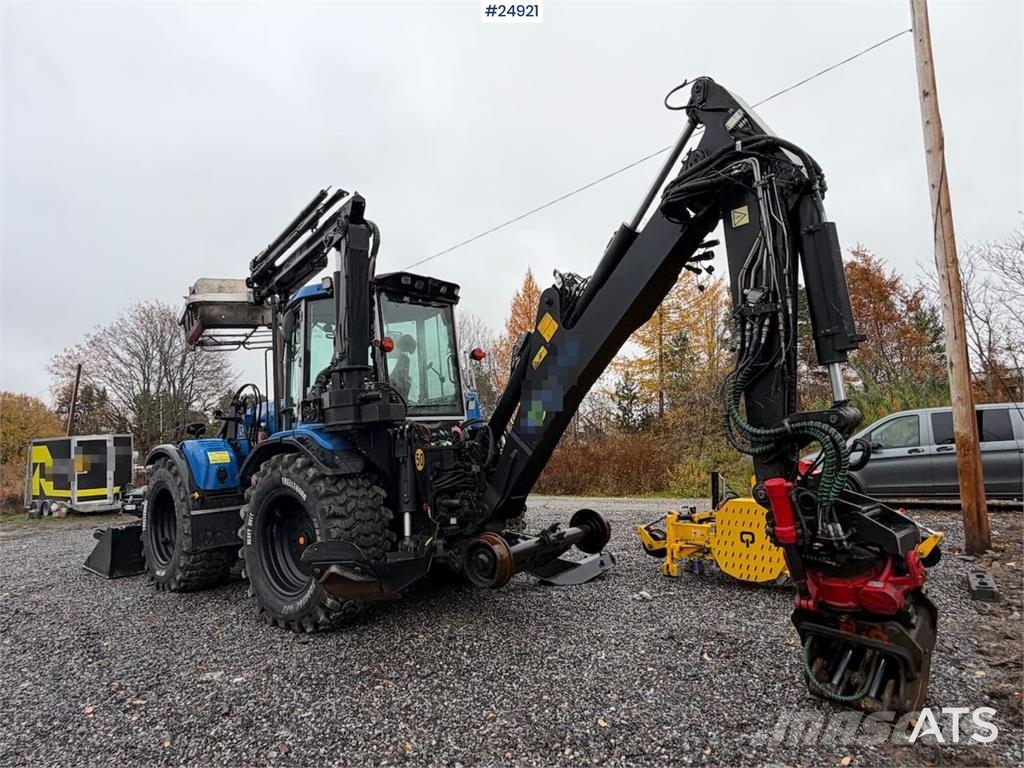 Huddig 1260B Tractor – 3 buckets, grapple, pallet forks,  Traktörler