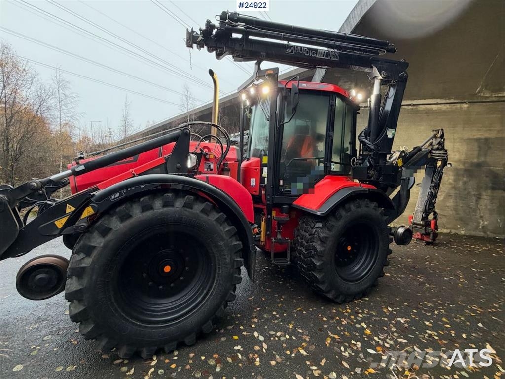 Huddig 1260B Tractor – Front bucket, grading bucket and p Traktori