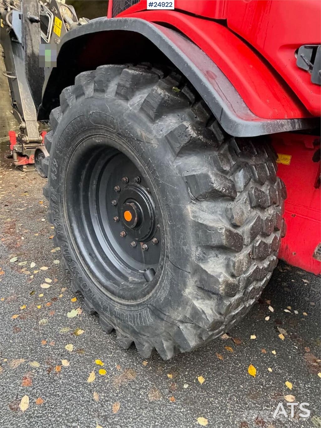 Huddig 1260B Tractor – Front bucket, grading bucket and p Traktori