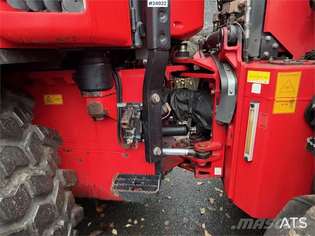 Huddig 1260B Tractor – Front bucket, grading bucket and p Traktori